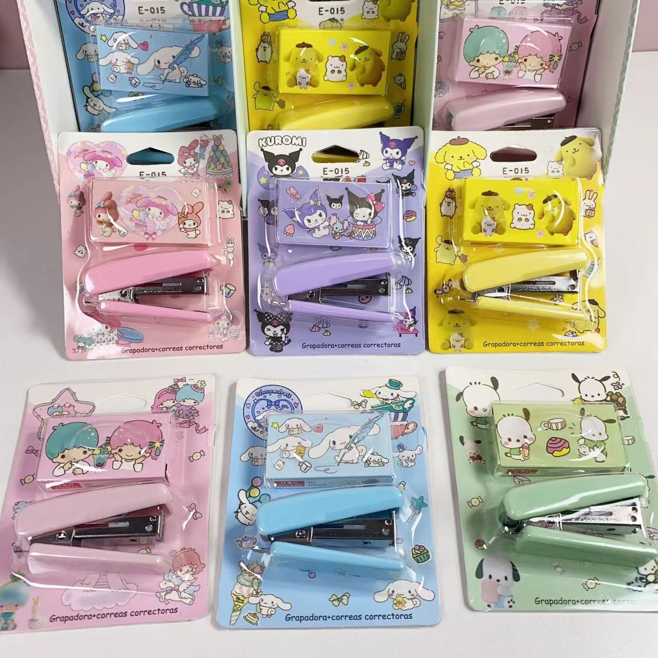 Mini-stapler with themes